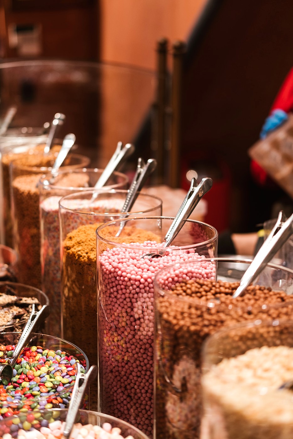 Toppings offered for a personalised chocolate bar in Brussels